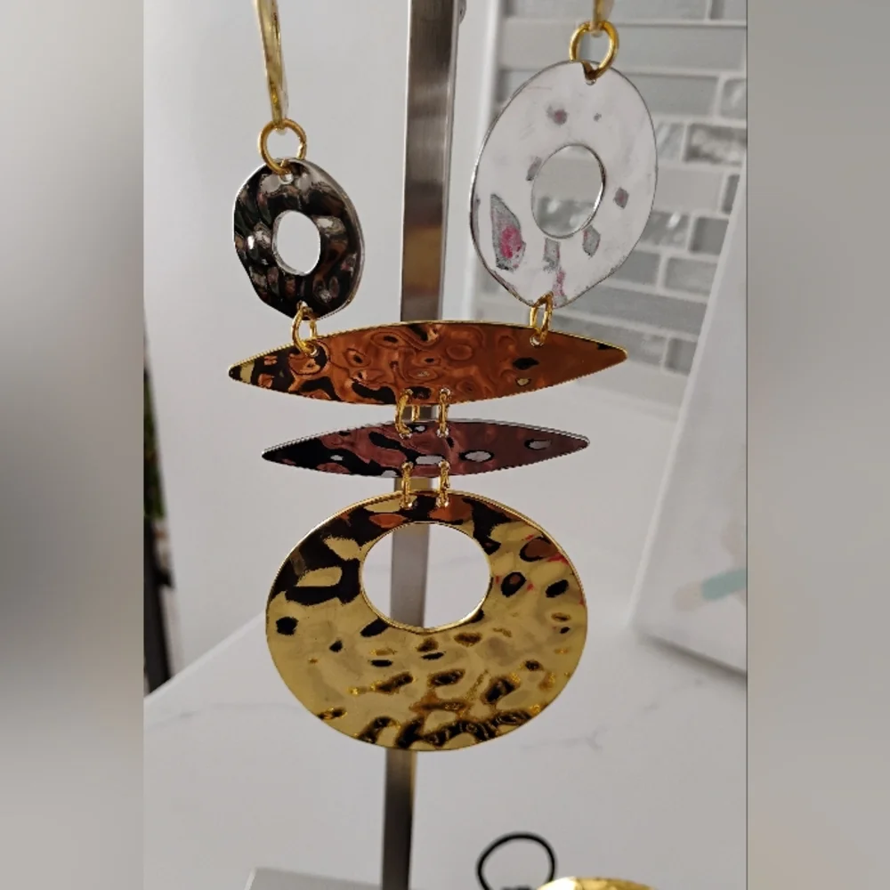NEW Sassy Jones Set - Necklace, Hoops, Cuff, Bangles (X4) - Picture 6 of 13